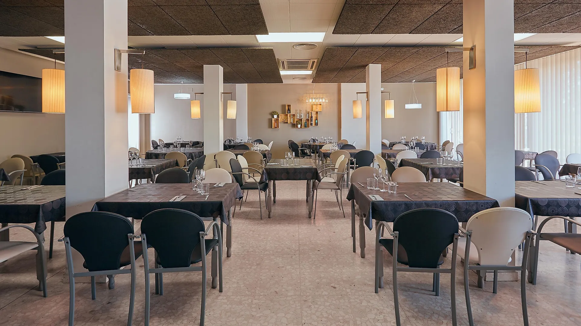 Hostal Nobadis By Vivere Stays Cervera  3*, Cervera (Catalonia)